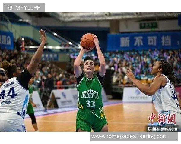 2015年CBA季后赛辽宁队对阵广东队的精彩对决回顾与分析